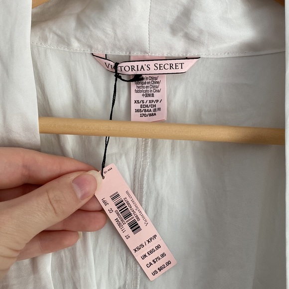 RARE VICTORIAS SECRET ANGEL RHINESTONE ROBE! - Picture 4 of 7